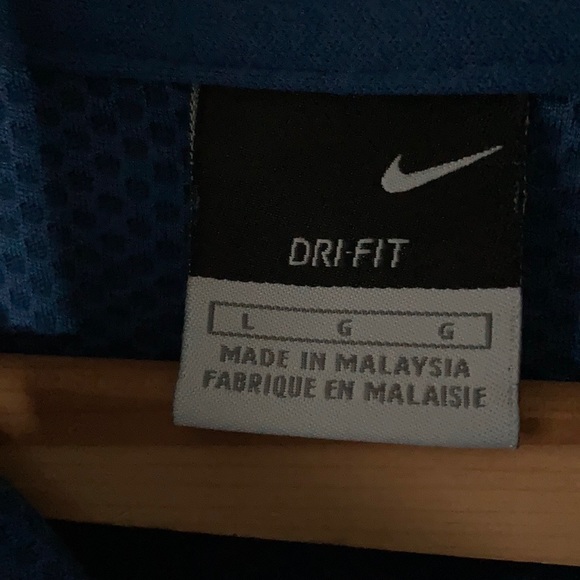 Nike Blue Dri Fit Long Sleeve Hoodie Large - Picture 5 of 5